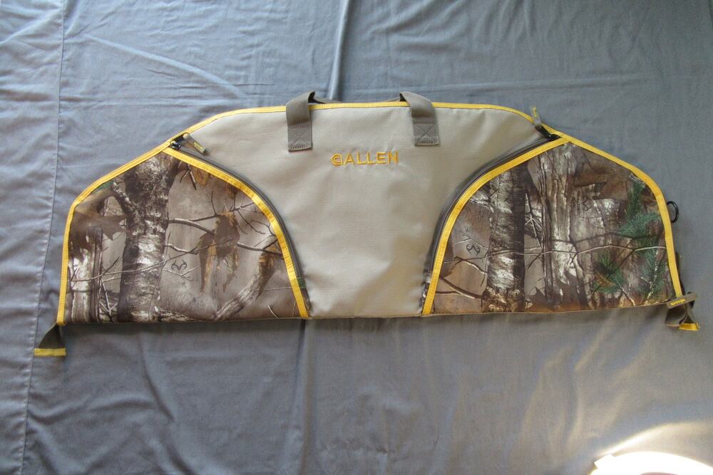 Allen Compound Bow Zip Soft Case Light Green & Camouflage - 36" x 13" Waterproof